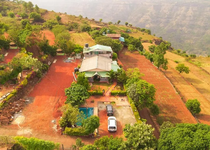 Lifeline Villas - Marvel Valley View 5Bhk With Private Pool,Surrounded By Strawberry Farms Mahabaleshwar